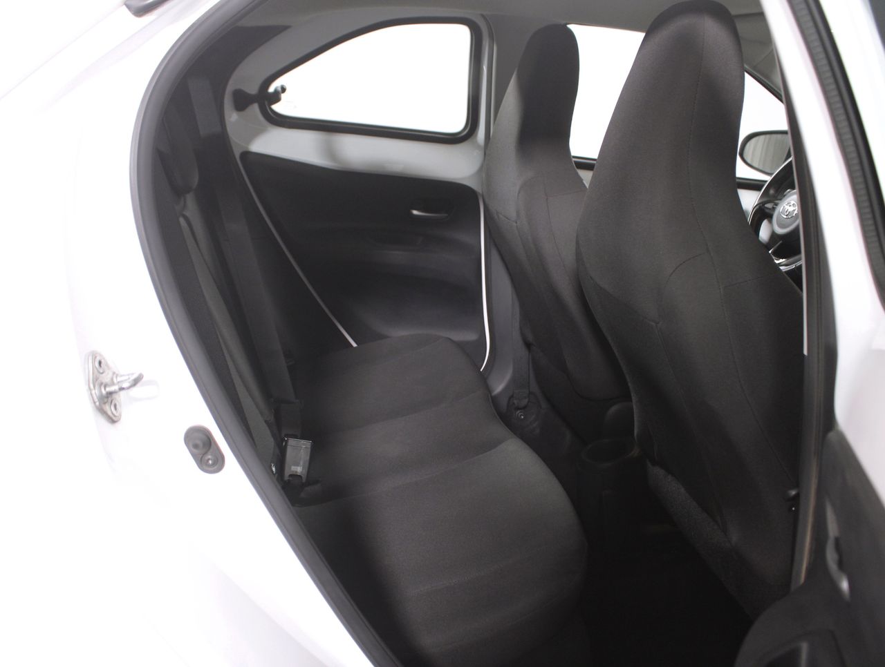 Toyota Aygo 1.0 VVT-I PLAY 5P - foto 6