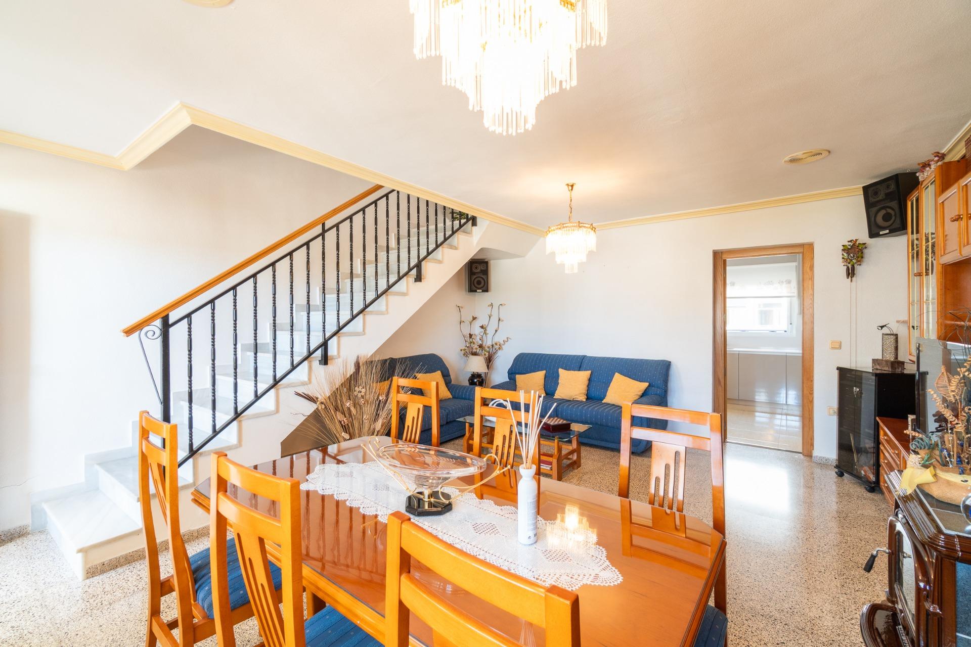 Pareado de 5 dormitorios en Torremendo, Orihuela - foto 18