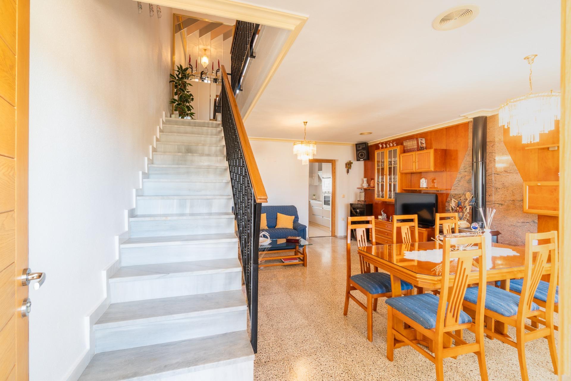 Pareado de 5 dormitorios en Torremendo, Orihuela - foto 19