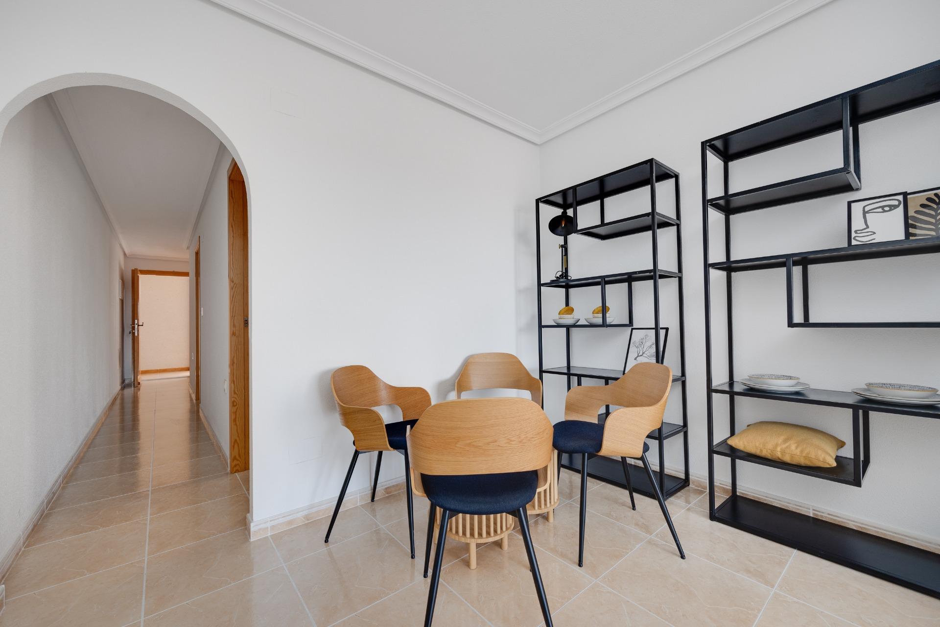 Apartamentos renovados en el centro de San Fulgencio - foto 13