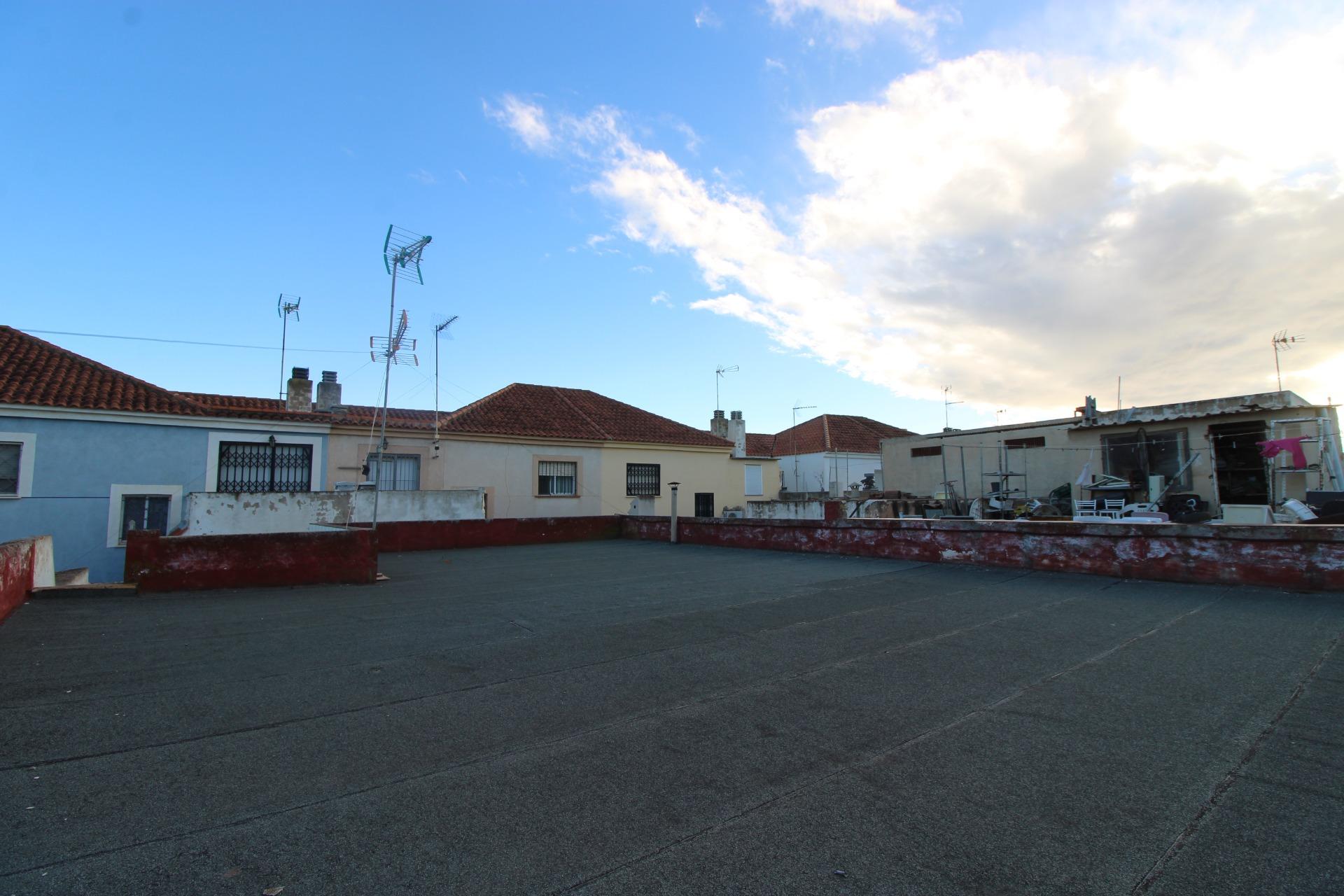 Amplia vivienda con gran potencial de reforma en El Bohío, C - foto 33