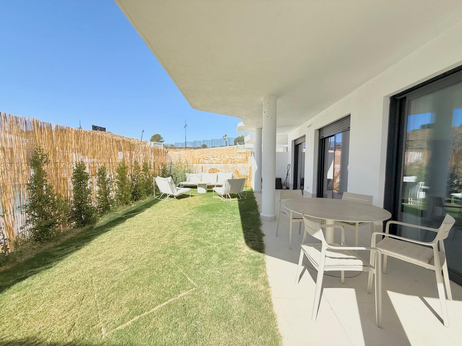 Apartamento en planta baja con jardín privado en venta en Fu - foto 6