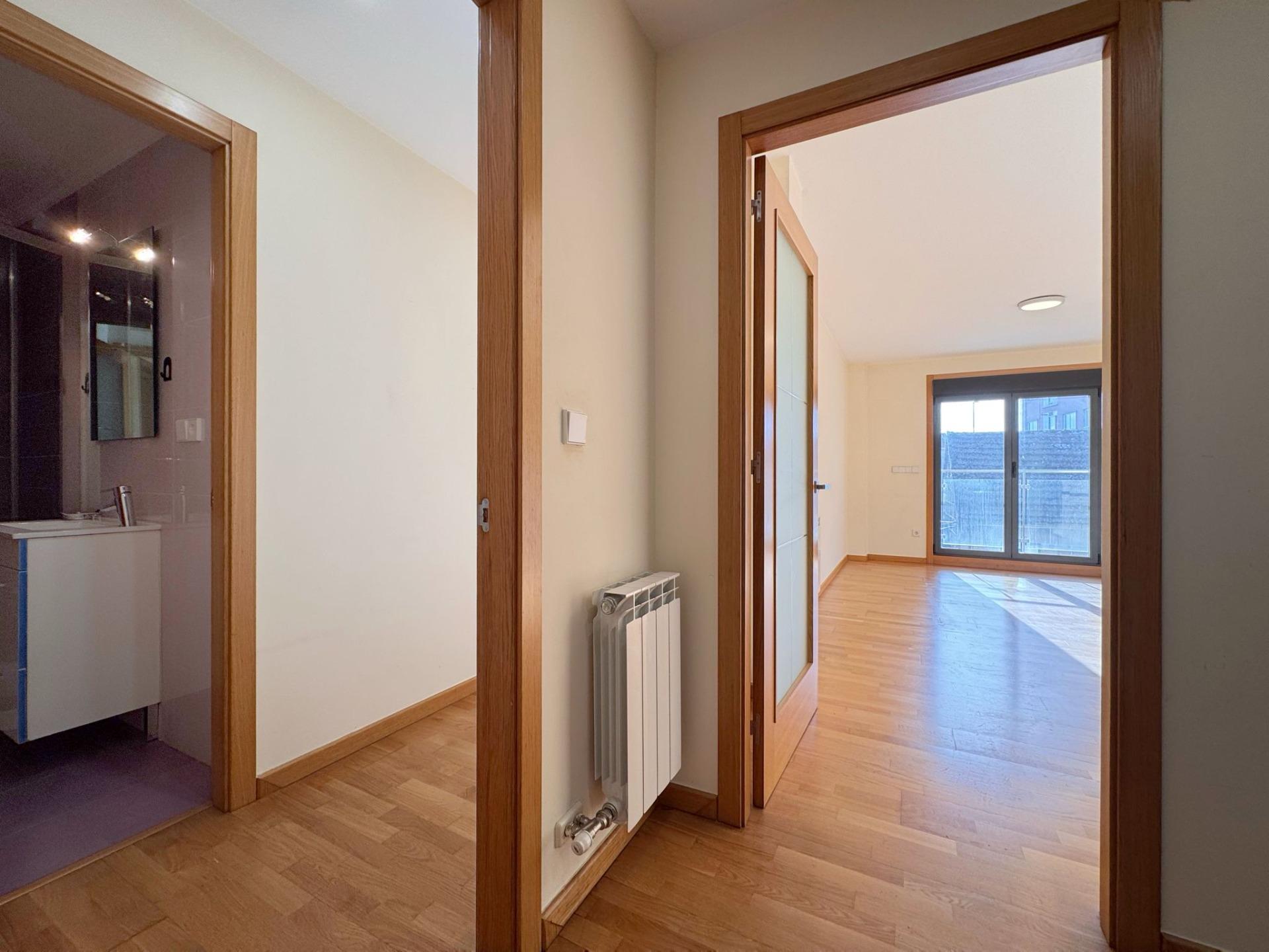 Luz, amplitud y comodidad a un paso del centro - foto 12