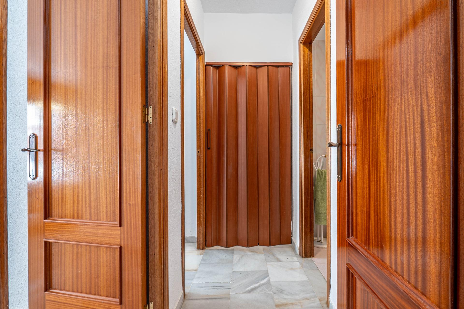 Magnífico apartamento de 2 habitaciones, terraza y garaje en - foto 27