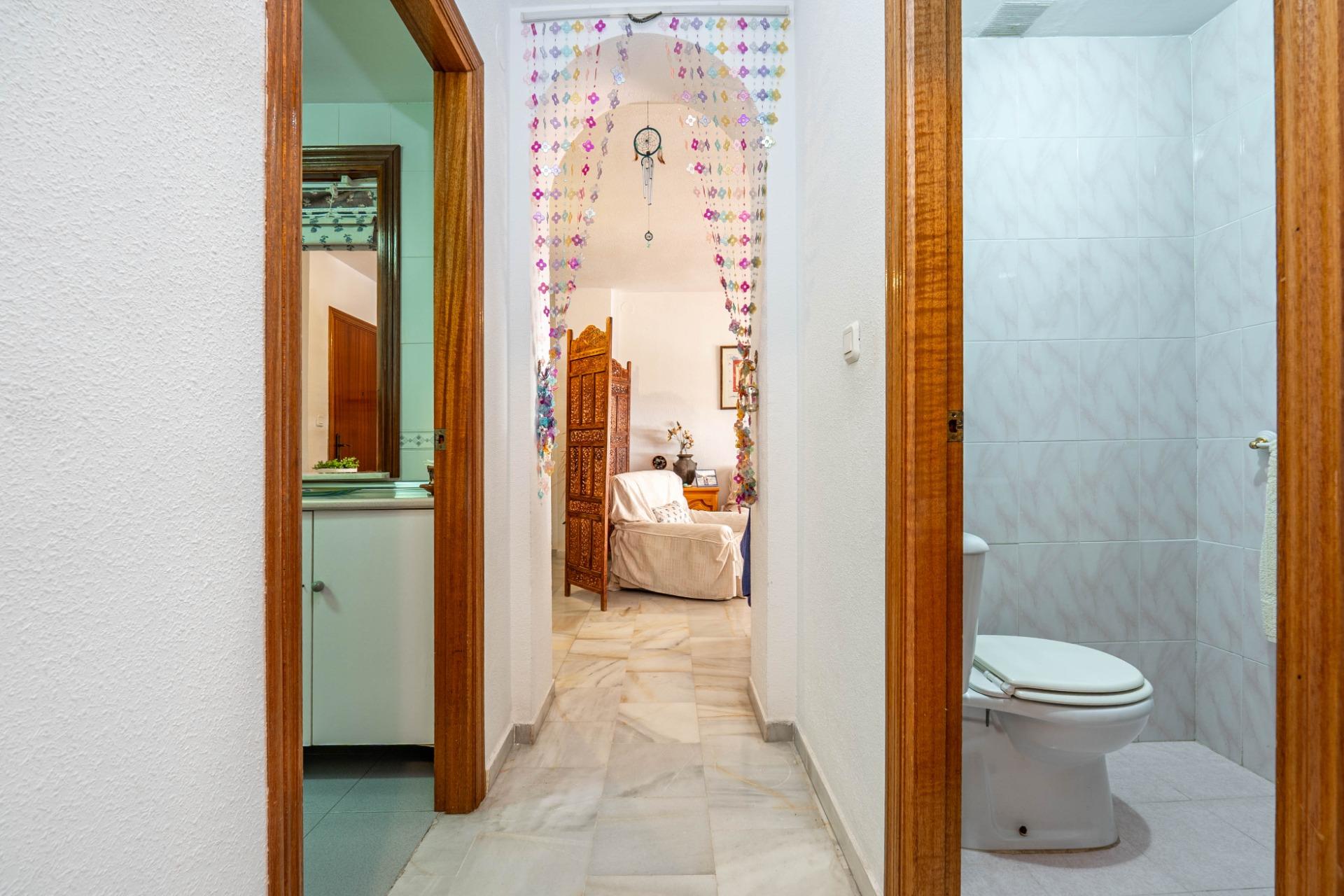 Magnífico apartamento de 2 habitaciones, terraza y garaje en - foto 39