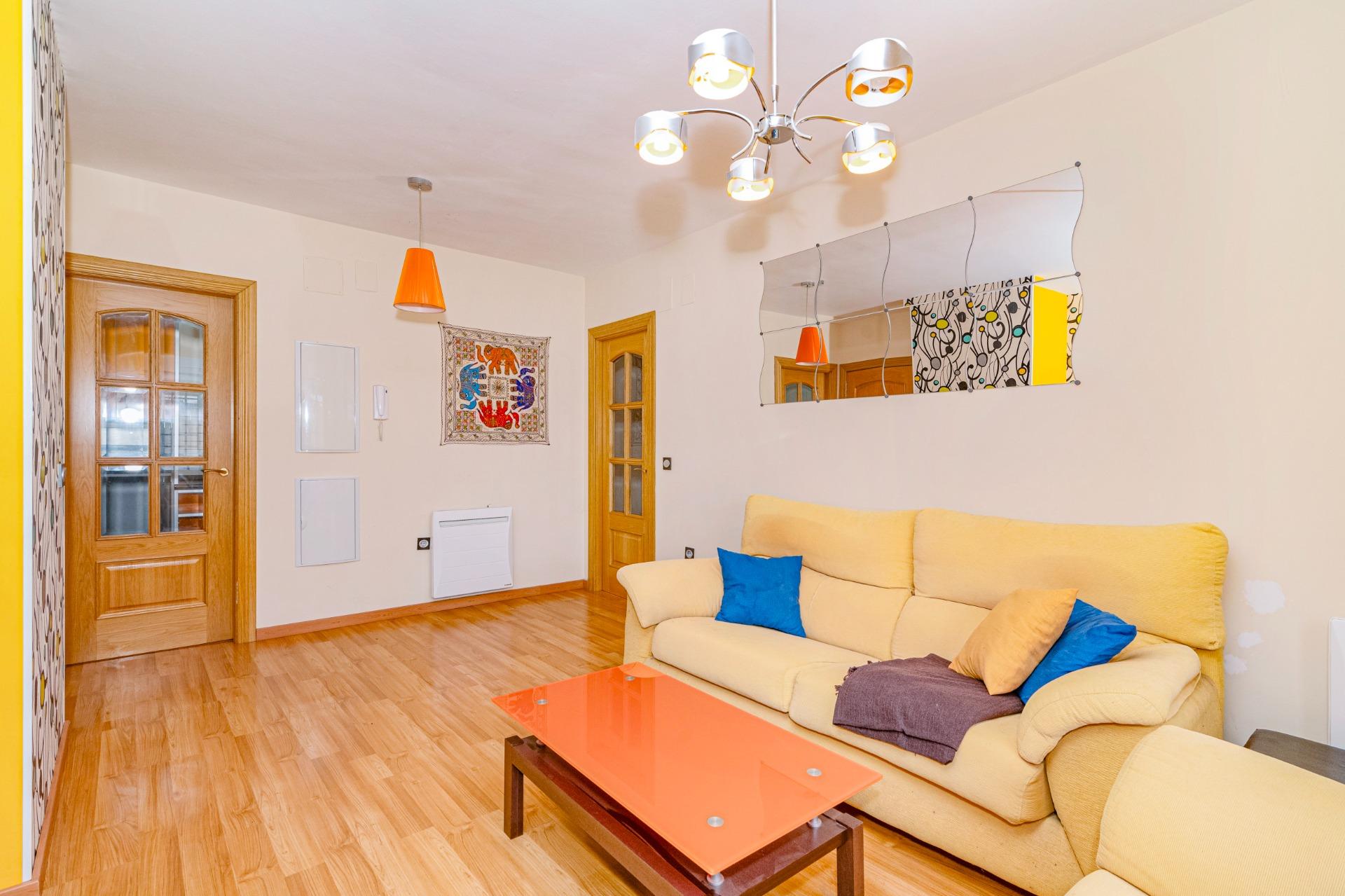 Oportunidad, estupendo piso amueblado y listo para entrar a  - foto 6