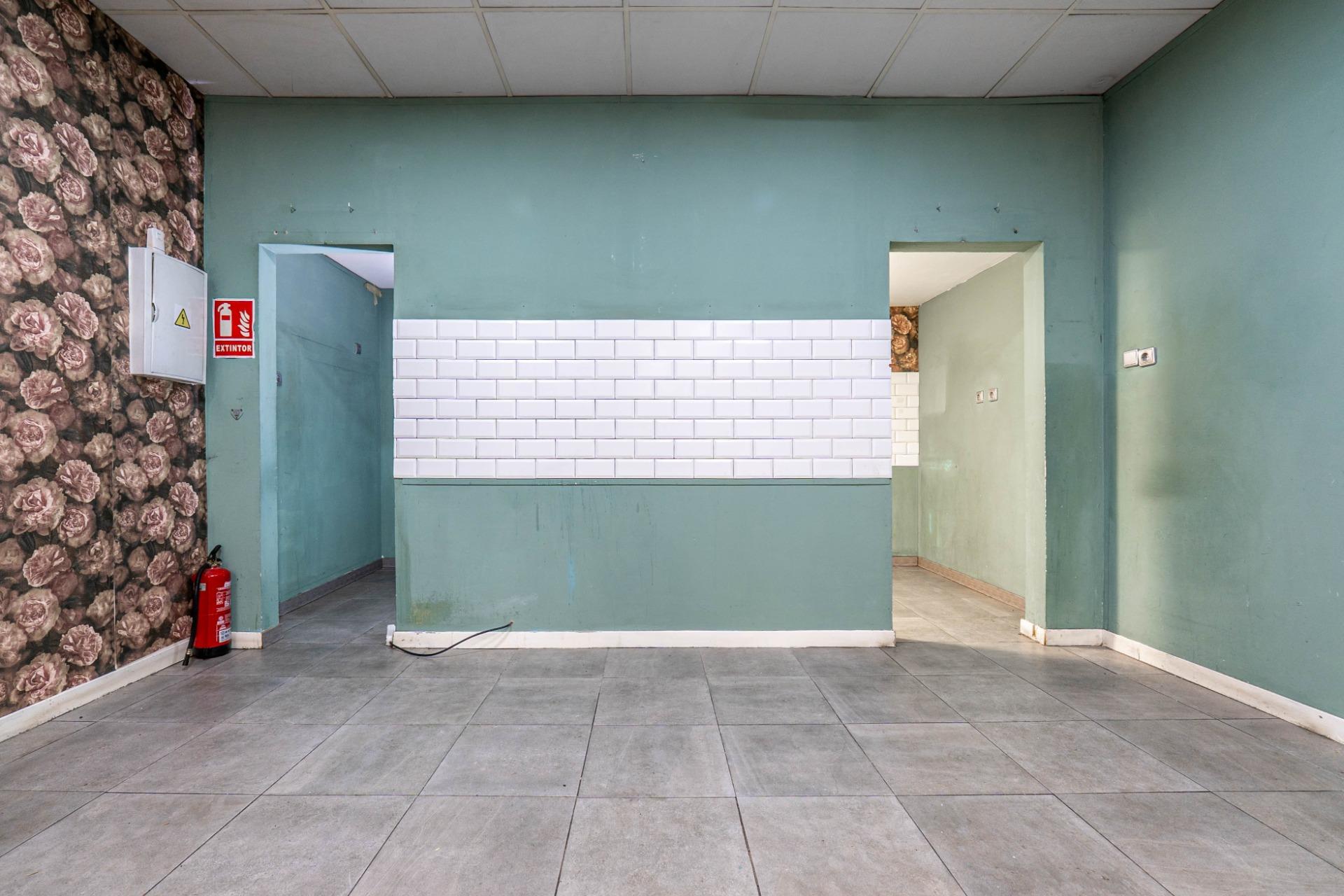 SE VENDE LOCAL COMERCIAL EN ARMILLA (CENTRO) - foto 7