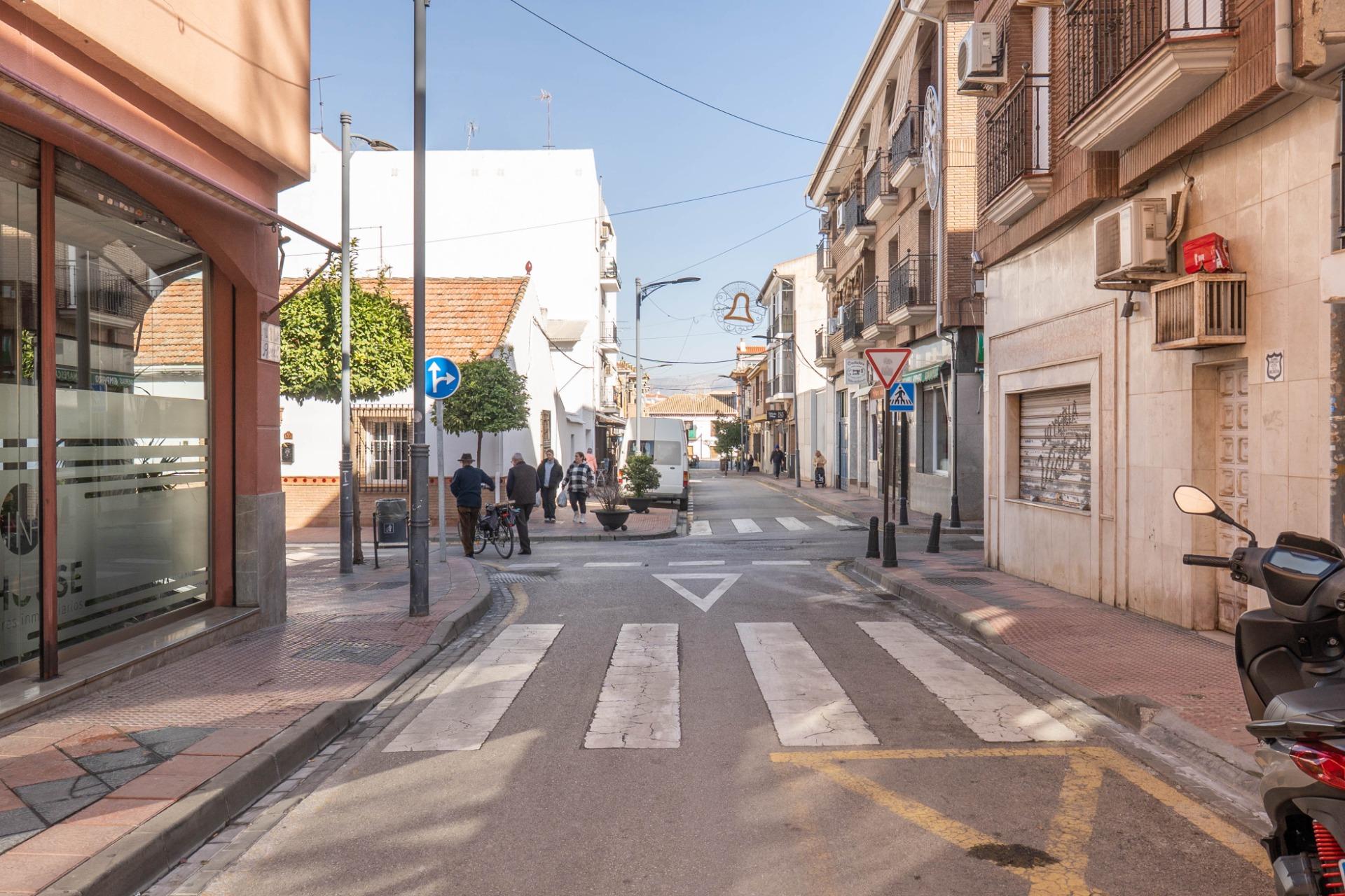 SE VENDE LOCAL COMERCIAL EN ARMILLA (CENTRO) - foto 34