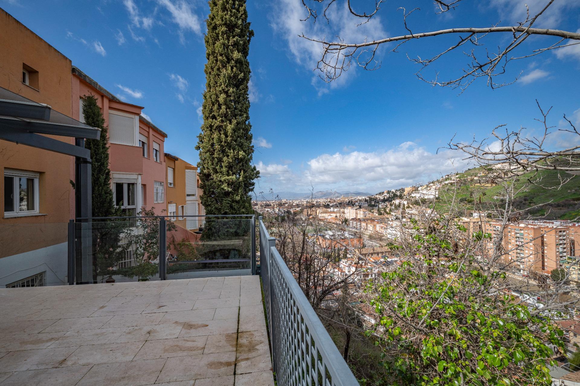 Exclusivo casa pareada en Urbanización El Serrallo - foto 29