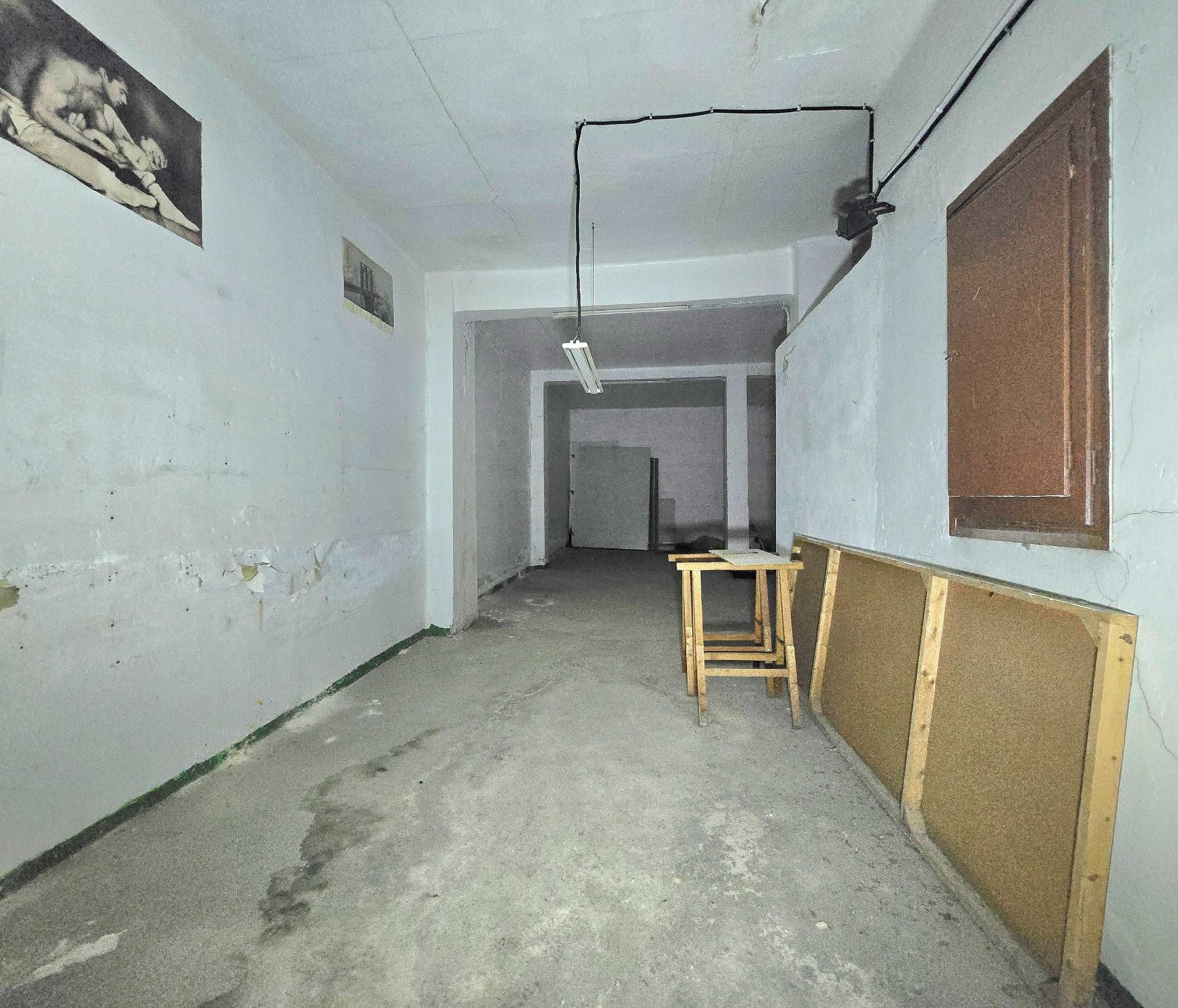 Local con infinitas posibilidades en el corazón de Ayora - foto 20