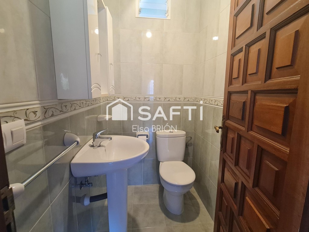 Dos viviendas, una finca urbana junto al mar. - foto 39