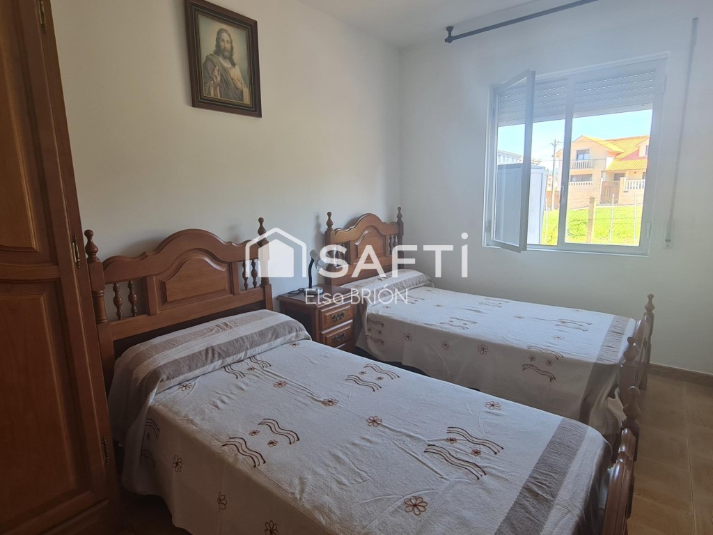 Dos viviendas, una finca urbana junto al mar. - foto 44