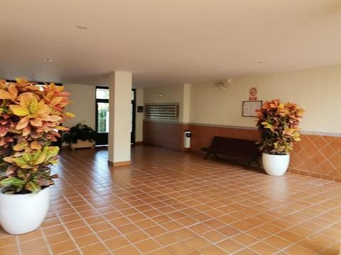 ENTRE ESTEPONA Y PUERTO BANÚS, APARTAMENTO EN ZONA MUY DEMAN - foto 24