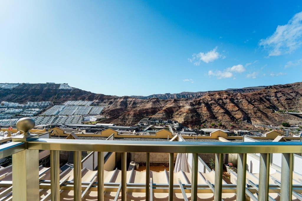 Dúplex moderno con amplia terraza en Puerto Rico - foto 28