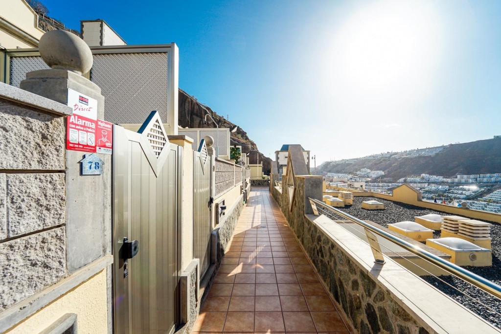 Dúplex moderno con amplia terraza en Puerto Rico - foto 44