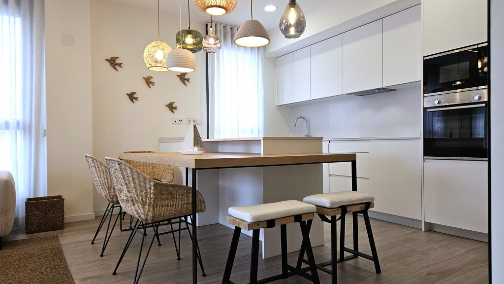 Estancia frente al mar: obra nueva con piscina en Badalona - foto 46