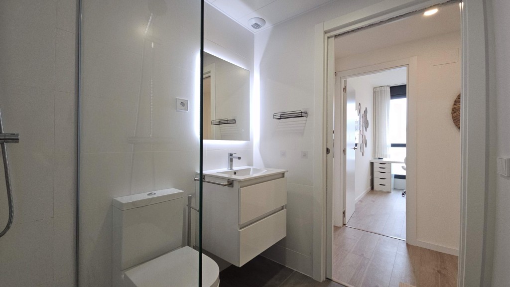 Estancia frente al mar: obra nueva con piscina en Badalona - foto 54