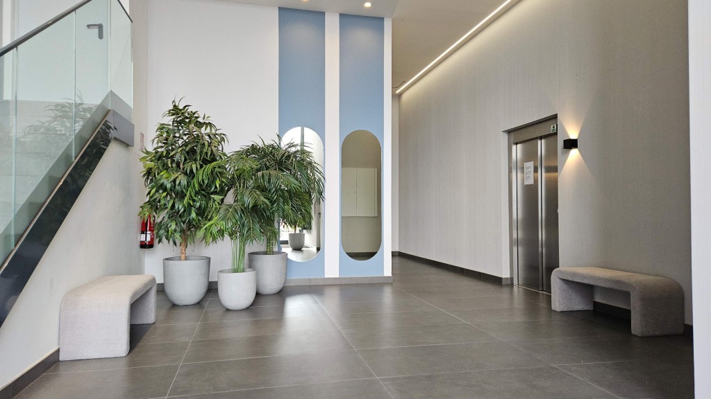 Estancia frente al mar: obra nueva con piscina en Badalona - foto 56