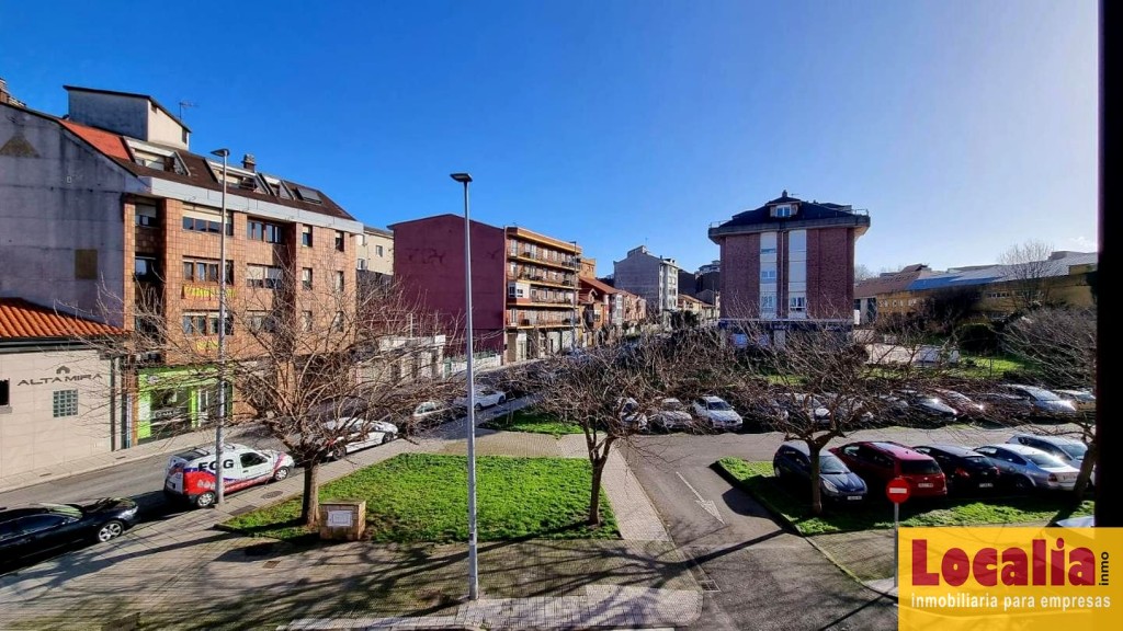 Local en edificio de oficinas, Santander. - foto 17