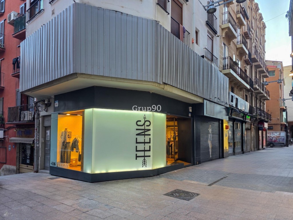Local en venta en el Eix Comercial de Lleida – Alta rentabilidad