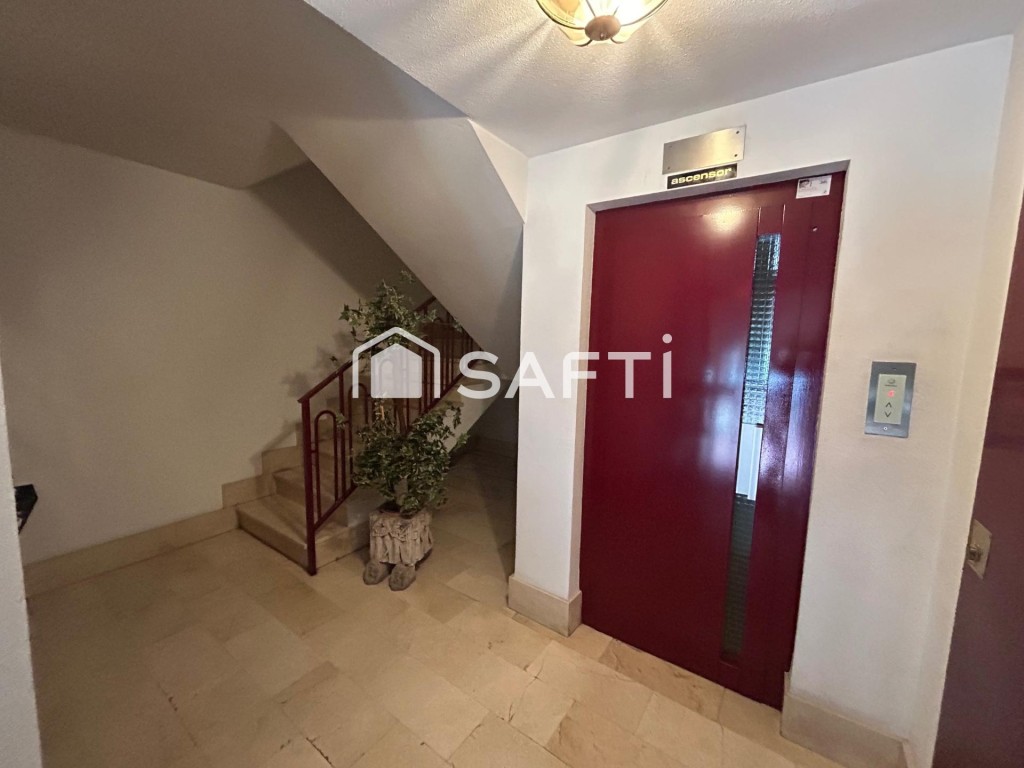 PISO AMPLIO, CÉNTRICO Y MUY LUMINOSO - foto 10