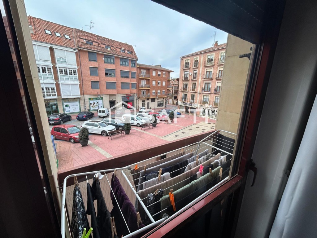 PISO AMPLIO, CÉNTRICO Y MUY LUMINOSO - foto 11