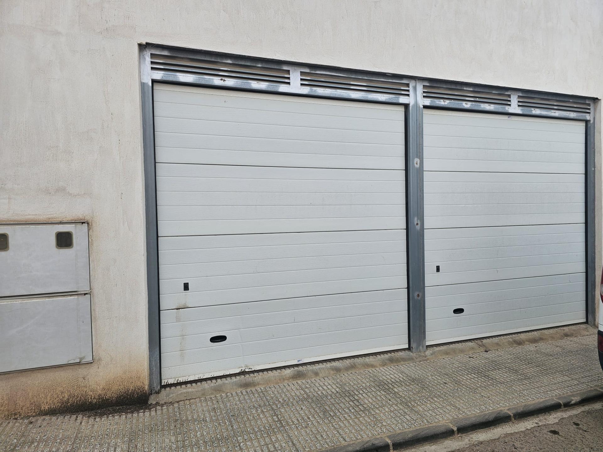 TU PLAZA DE GARAJE TE ESPERA !