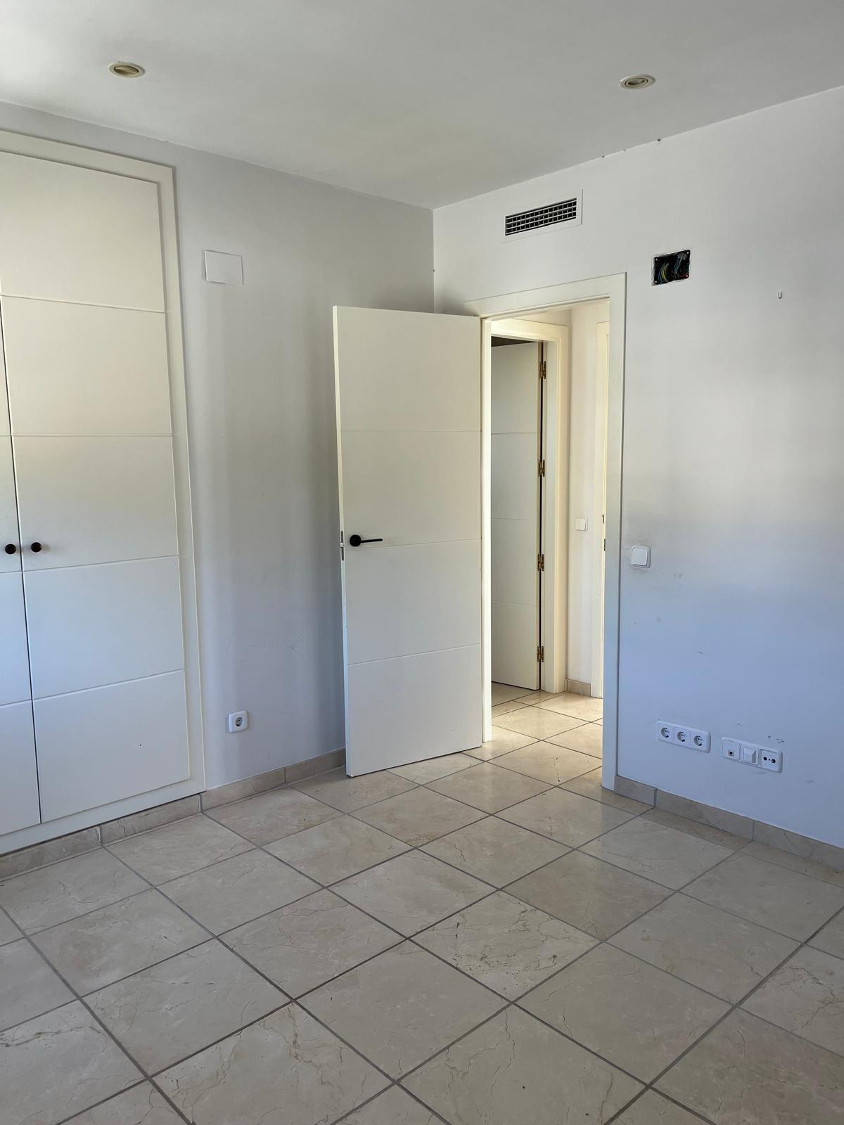 ✨ Exclusivo Ático Dúplex con Piscina Privada y Acabados de L - foto 7