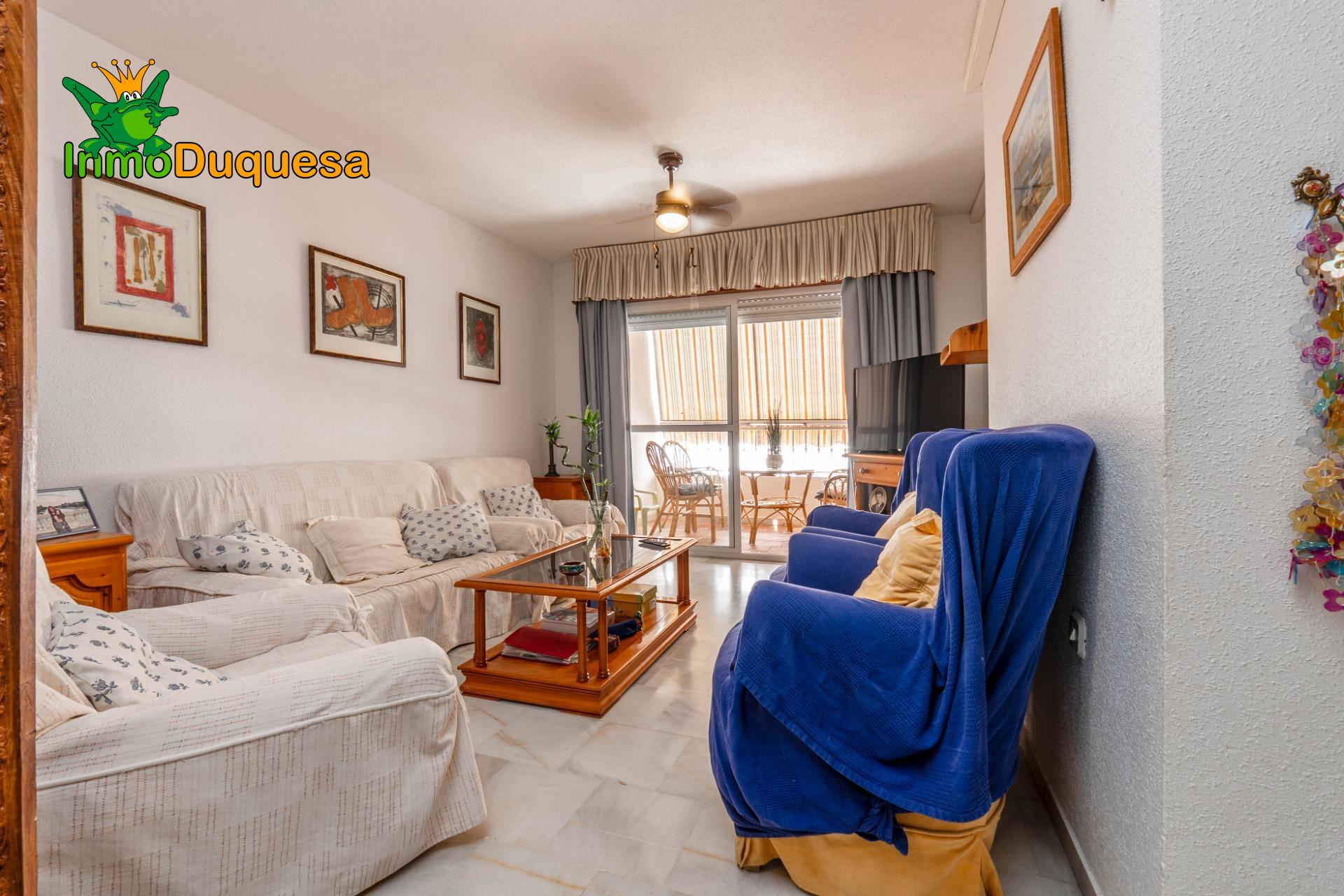 Piso de 2 dorm., terraza y garaje en Calahonda a 150 m de la - foto 4