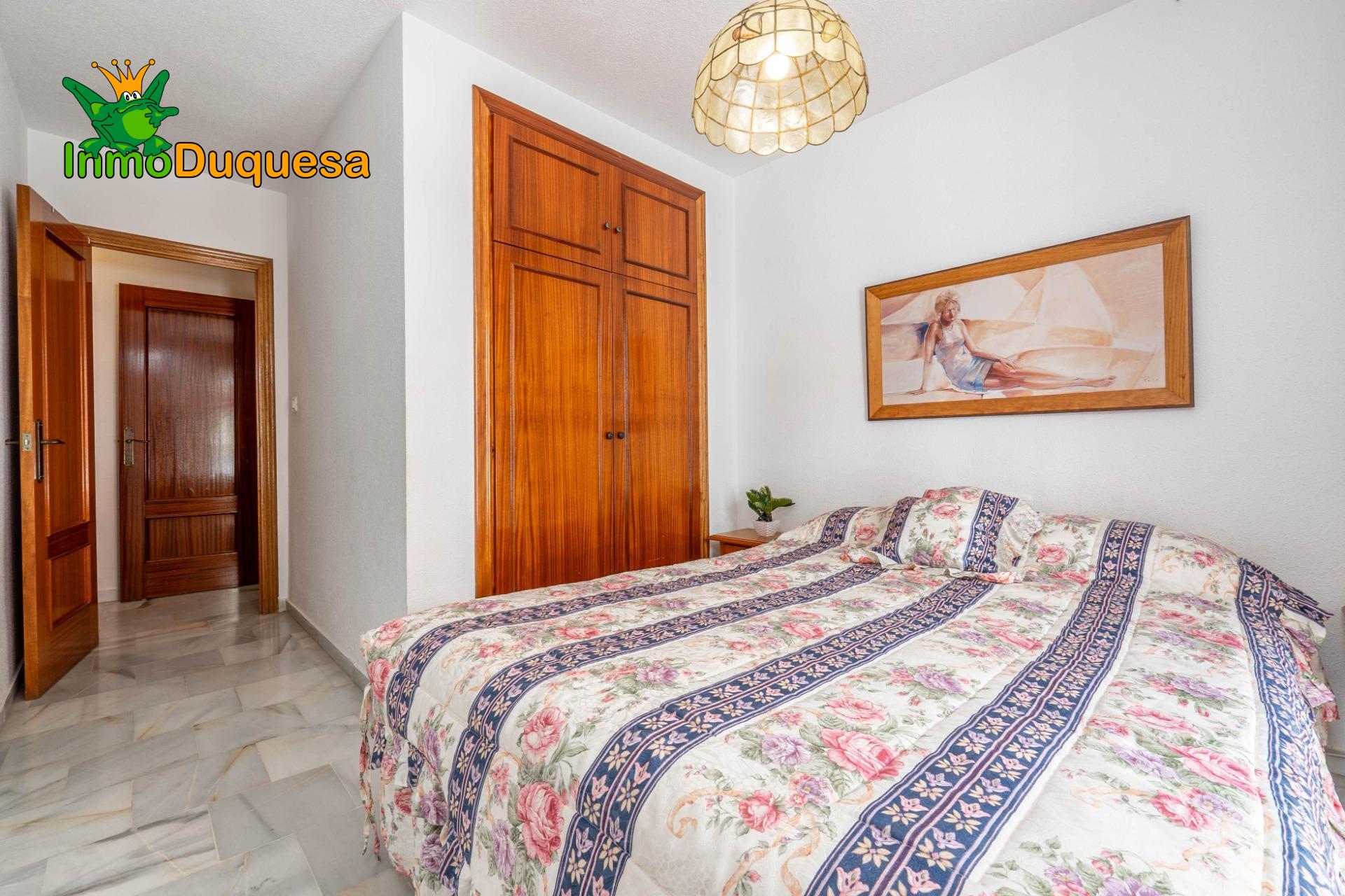 Piso de 2 dorm., terraza y garaje en Calahonda a 150 m de la - foto 20