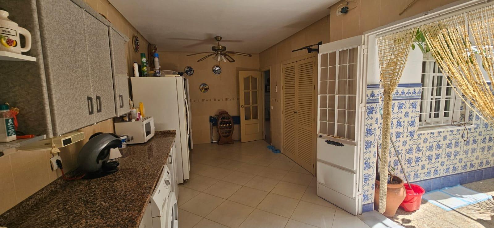 EXCLUSIVA CASA SITUADA EN UNA DE LAS MEJORES ZONAS DE PUNTA  - foto 15