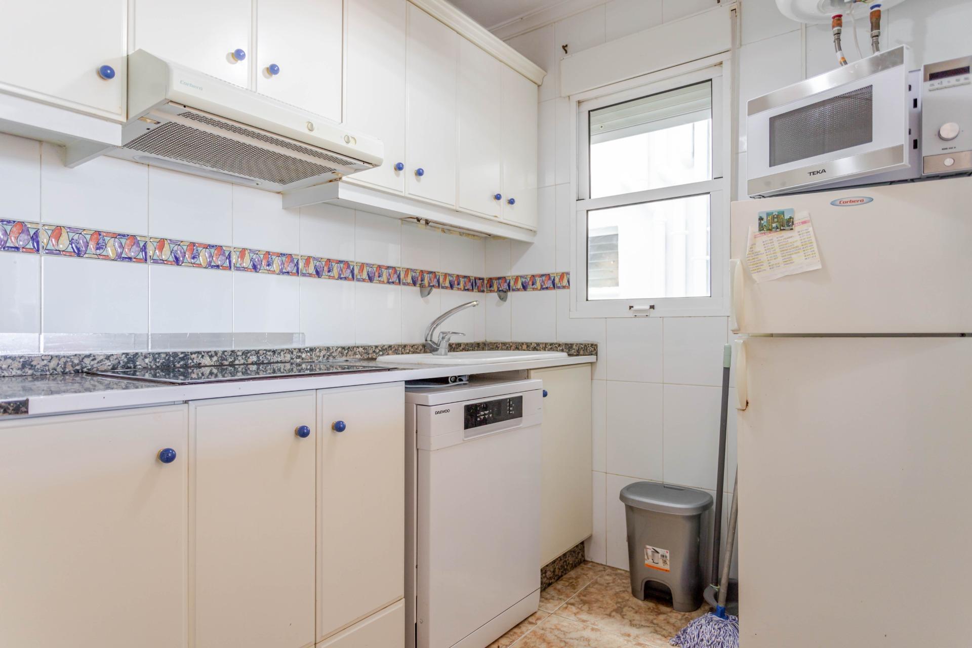 Piso con Vistas Frontales al Mar y Garaje Incluido a 150 Met - foto 19