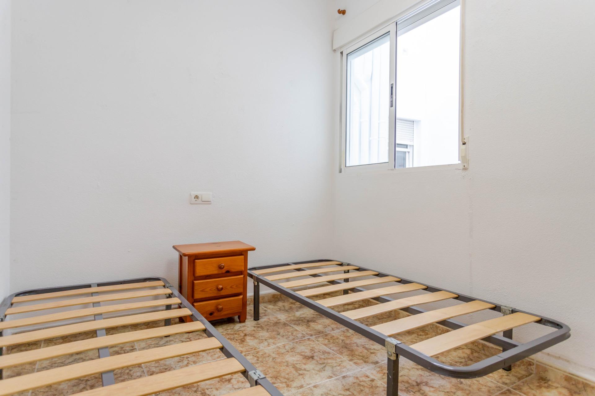 Piso con Vistas Frontales al Mar y Garaje Incluido a 150 Met - foto 34