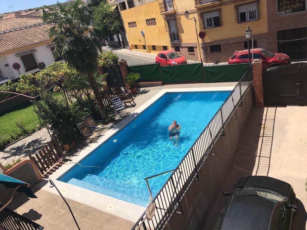 INVERSIÓN!!! GRAN CHALET EN PLENO CENTRO DE LA ZUBIA!!! - foto 17