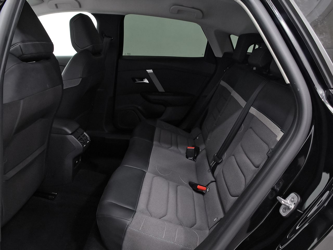 Citroën C4 PureTech 130 S&S EAT8 Feel Pack - foto 9