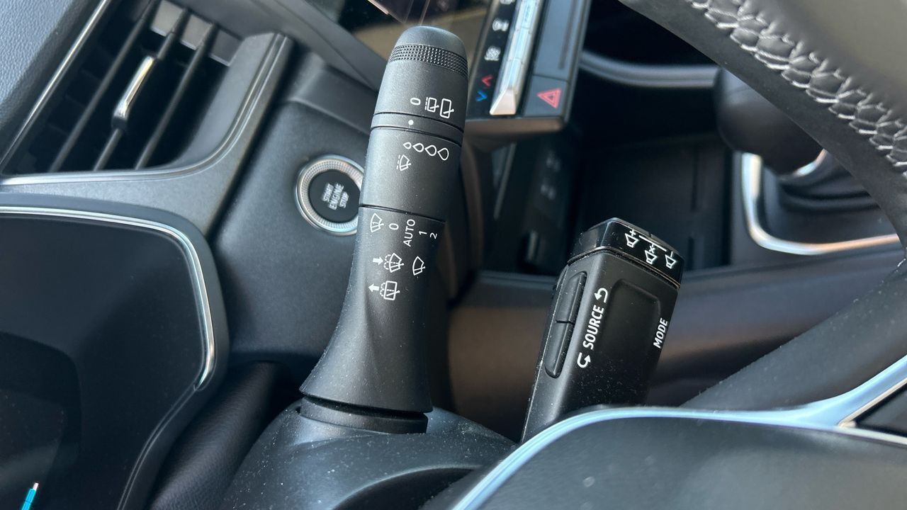 Renault Captur 1.6 E-TECH 105KW TECHNO 145 5P - foto 19