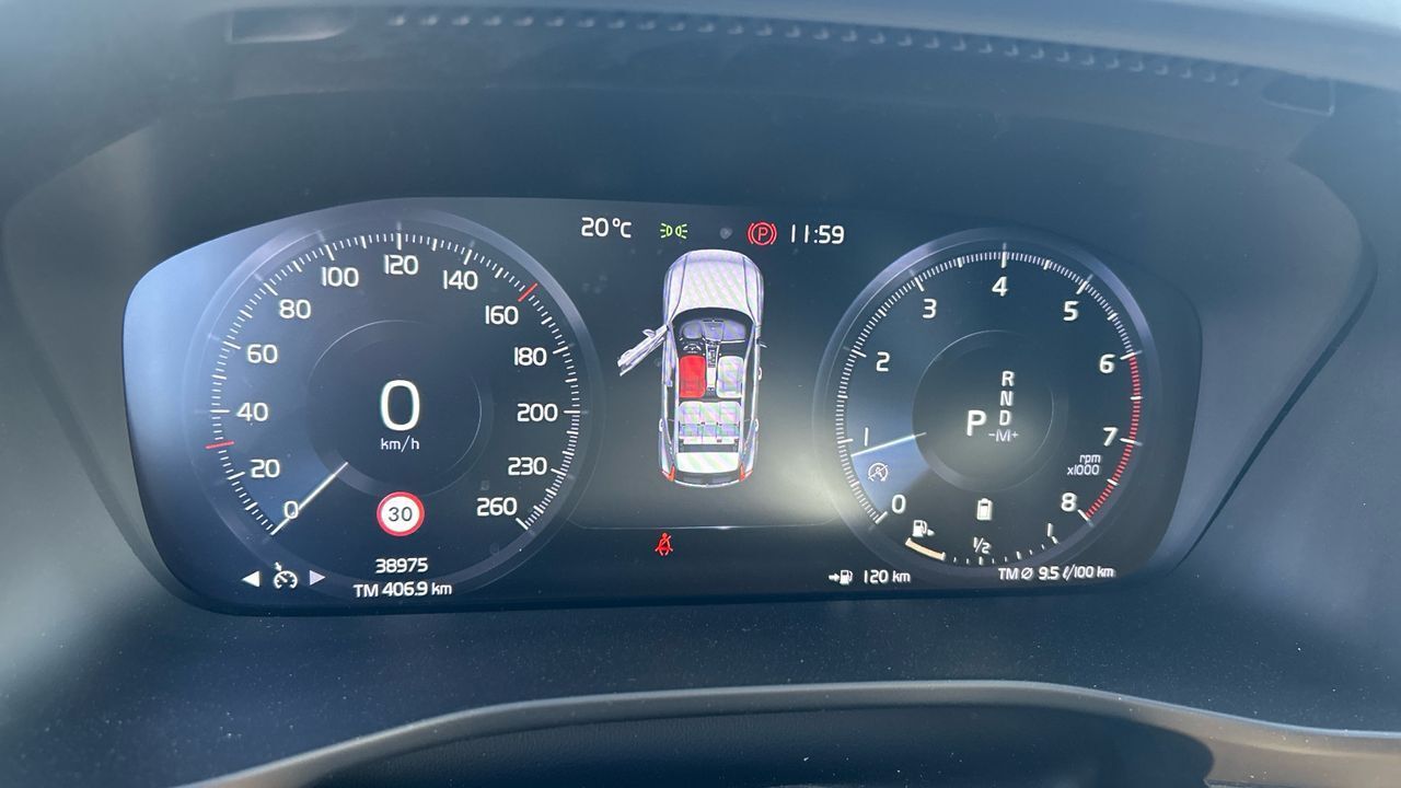 Volvo XC40 2.0 B4 G R-DESIGN AUTO 4WD 197 5P - foto 6