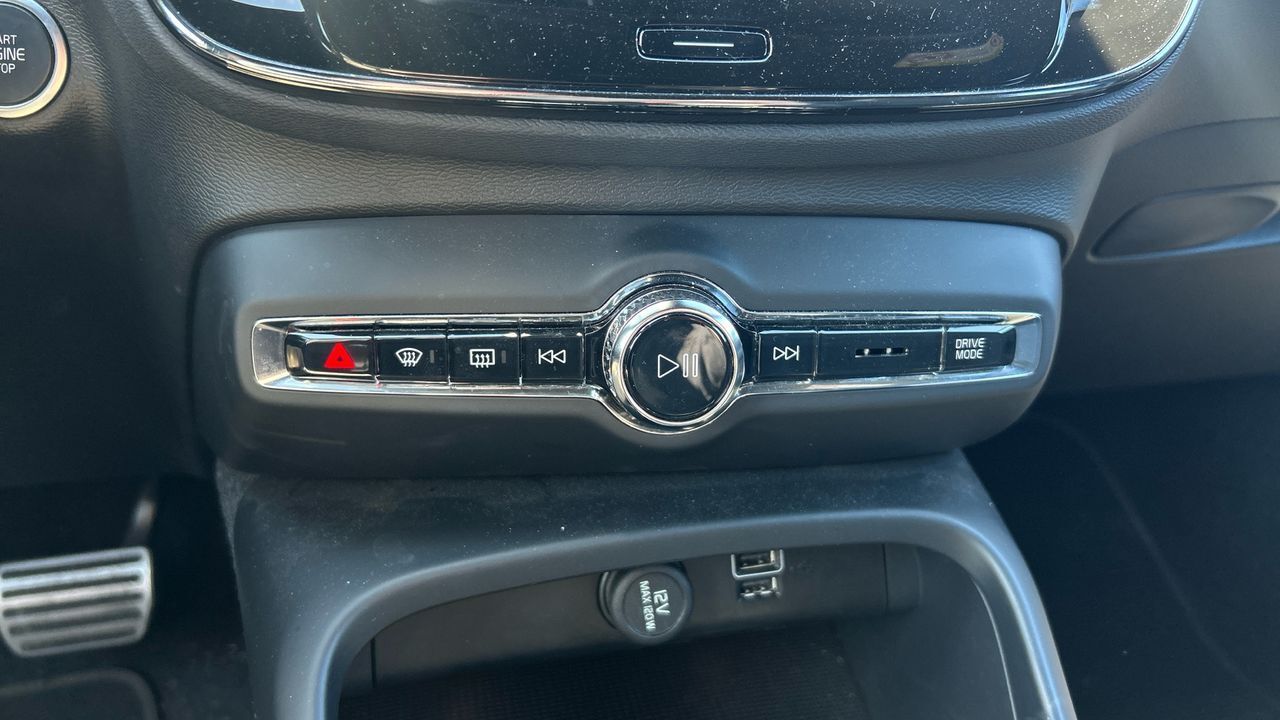 Volvo XC40 2.0 B4 G R-DESIGN AUTO 4WD 197 5P - foto 15