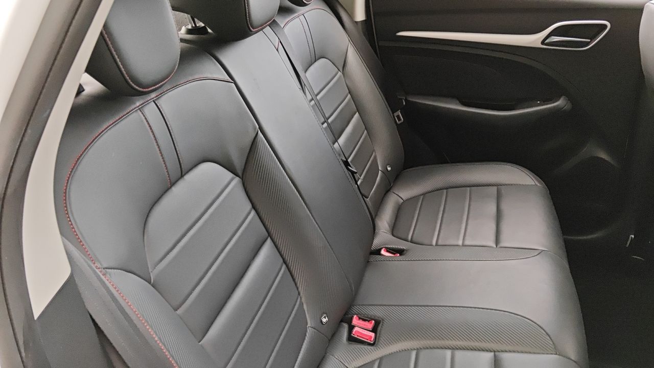 MG ZS TODOTERRENO 1.5 LUXURY 106 5P - foto 14