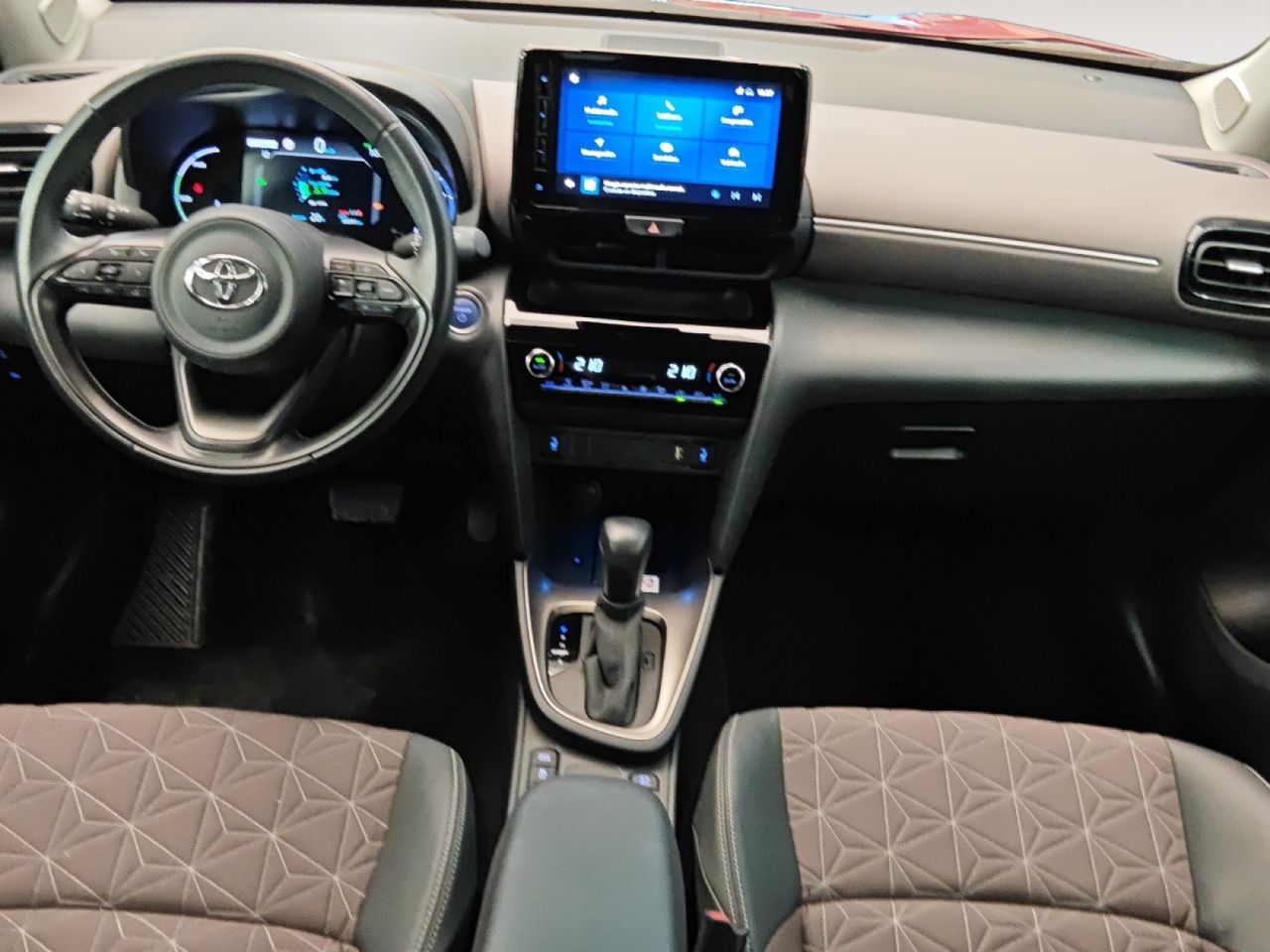 Toyota Yaris BERLINA CON PORTON 1.5 VVT-I HYBRID STYLE 116 5 - foto 8