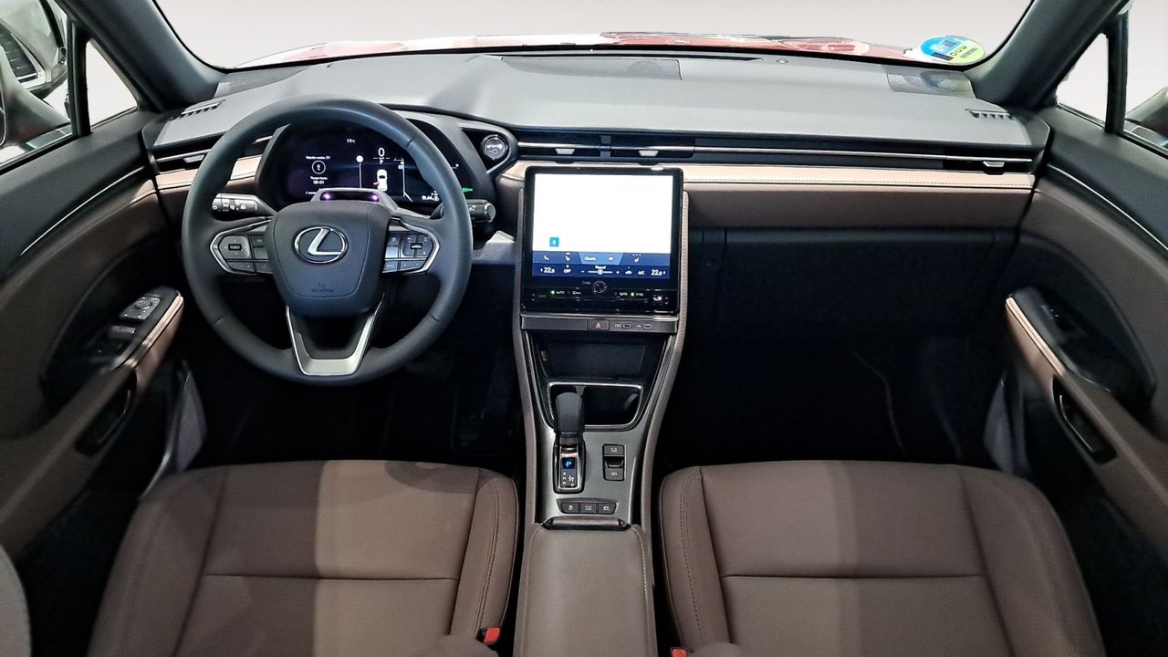 Lexus LBX ELEGANT - foto 11