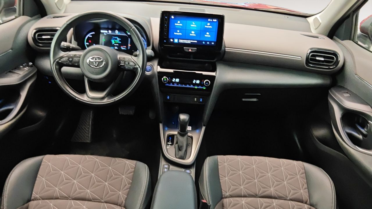 Toyota Yaris BERLINA CON PORTON 1.5 VVT-I HYBRID STYLE 116 5 - foto 11