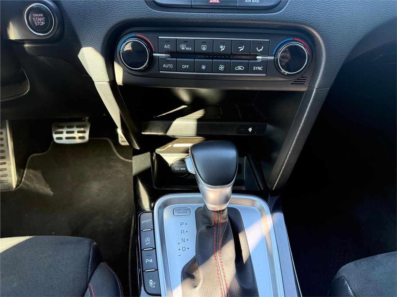 Kia Ceed 1.6 T-GDi 150kW (204CV) GT DCT - foto 15