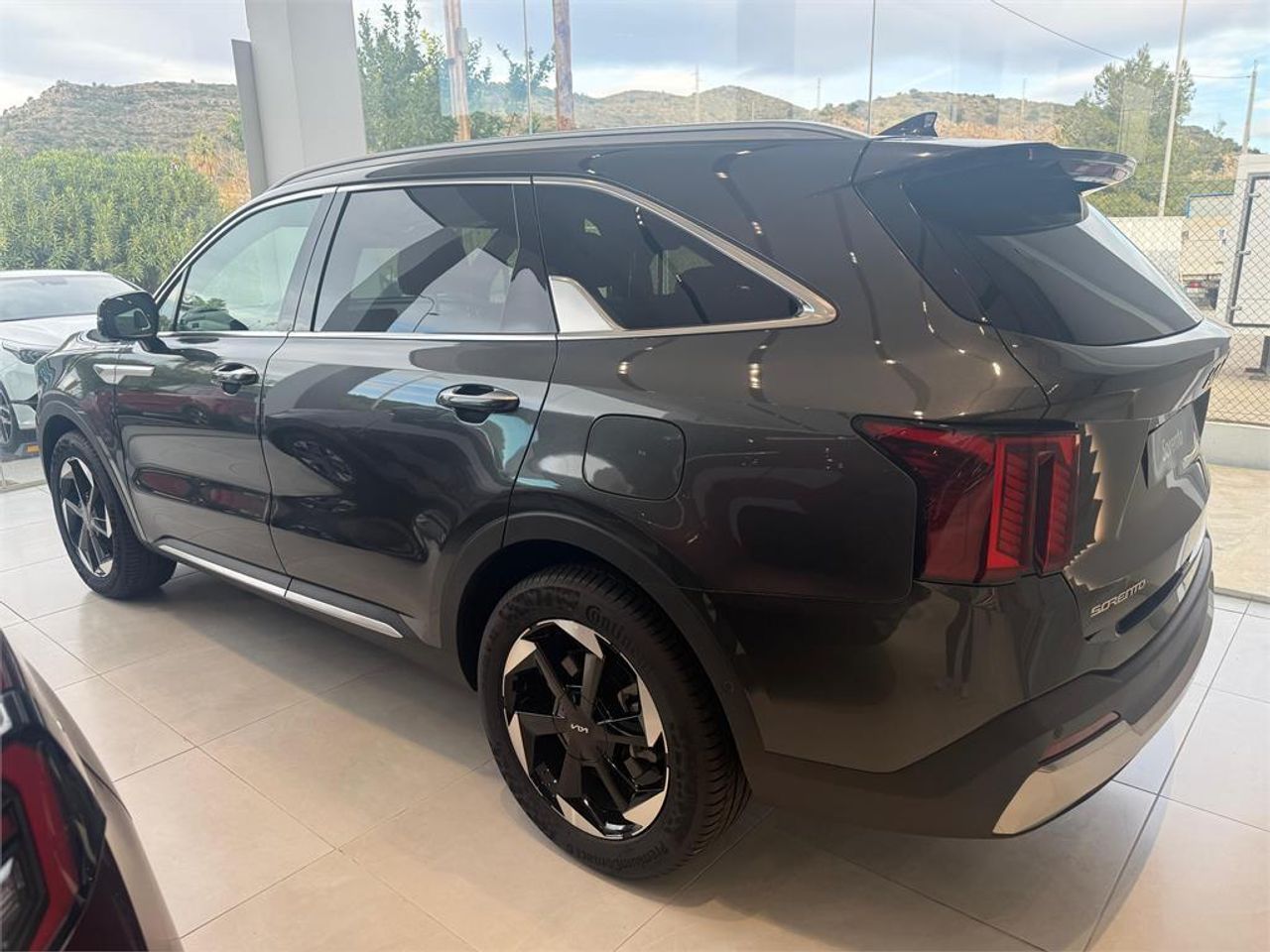 Kia Sorento 1.6 T-GDi HEV Emotion 4x4 7pl - foto 6