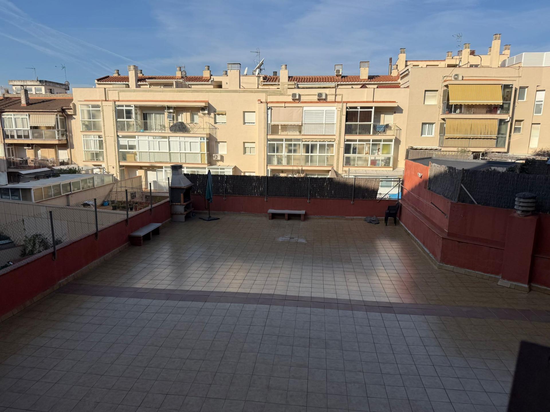 Amplio y Moderno Piso Reformado en Sant Pere, Terrassa - foto 4