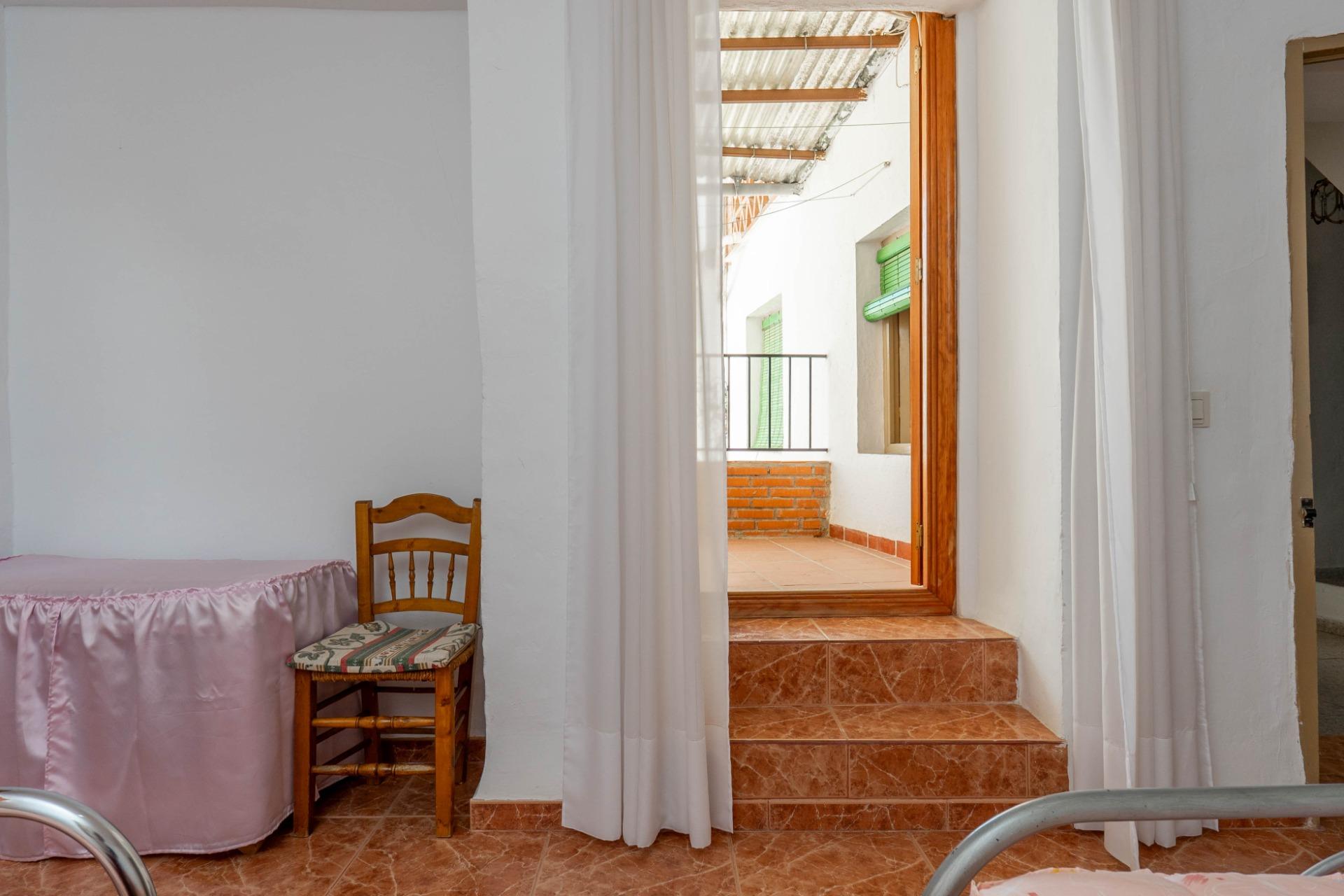 Casa en Albuñuelas con 5 dormitorios y preciosas vistas al V - foto 41