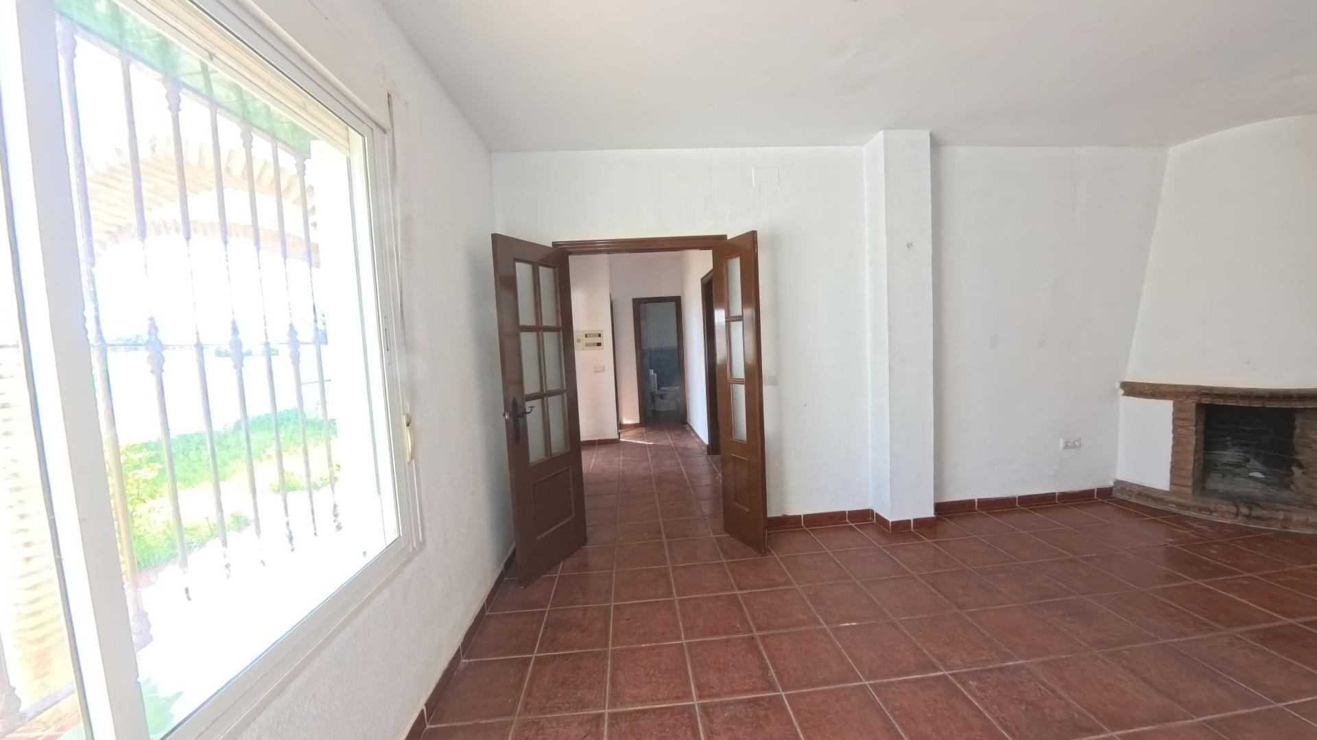 Chalet independiente de dos plantas en Canteruela Alta, Chic - foto 6