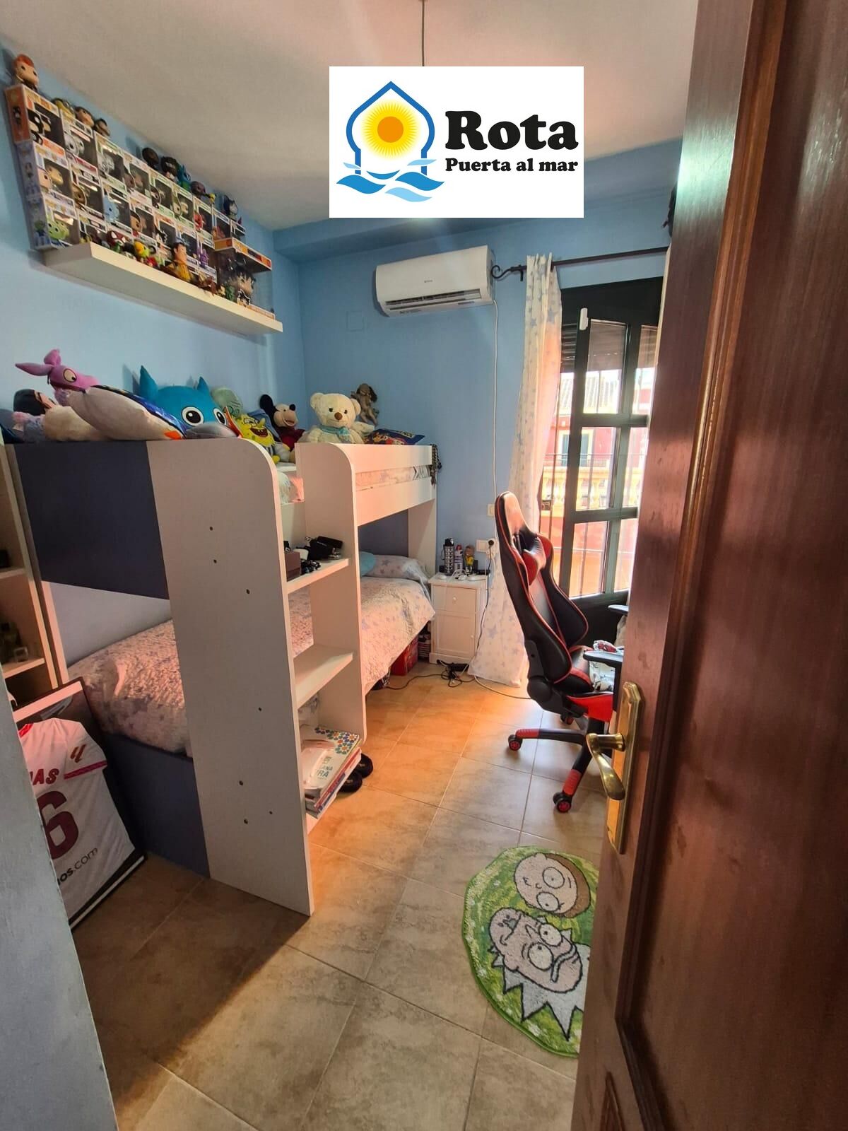 Casa con Garaje Doble - foto 18