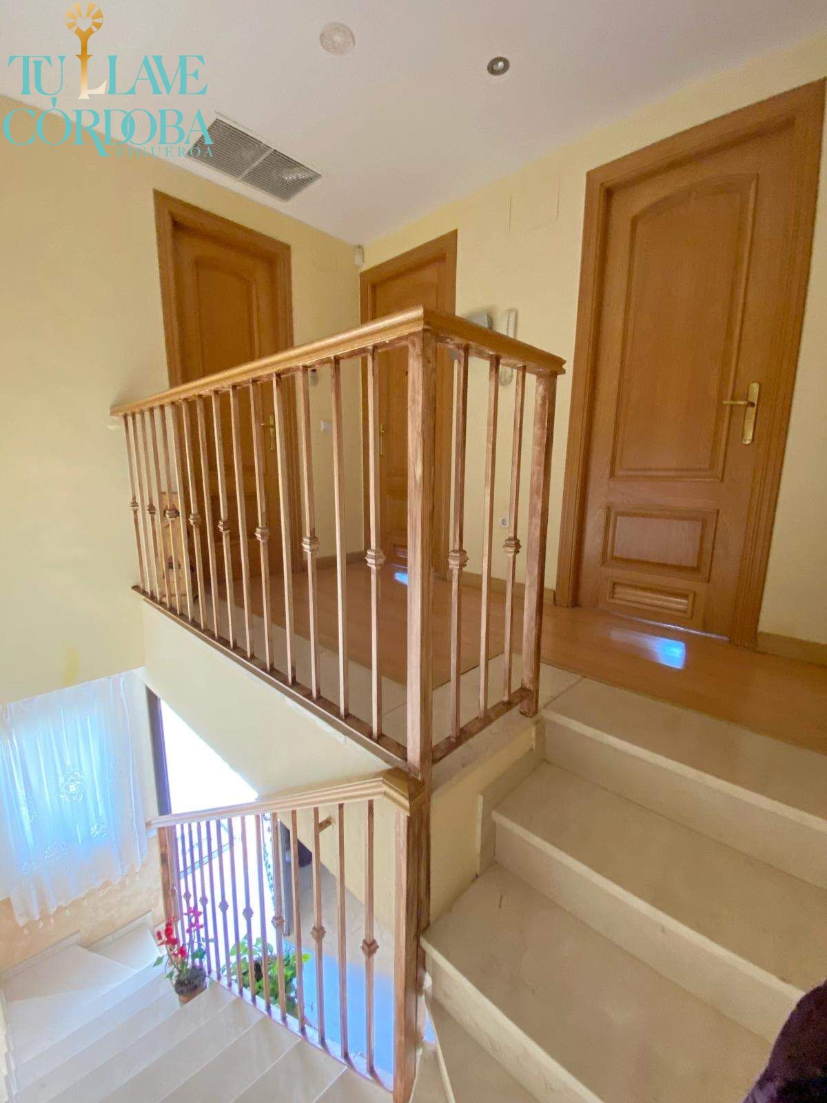 GRAN CASA ADOSADA EN PARAÍSO ARENAL - foto 19