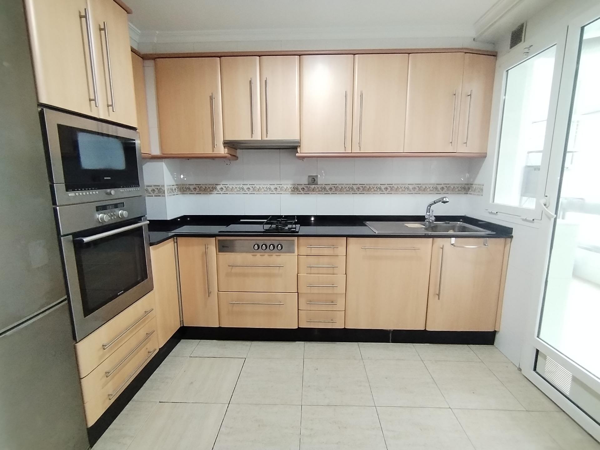 Exclusiva vivienda en ensanche diputación - foto 9